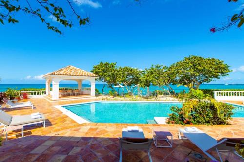 Les Terres Basses Villa | Villa Riviera