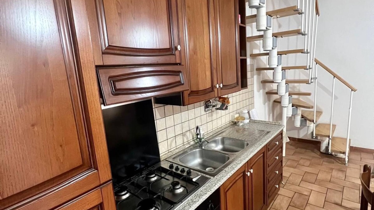 Quartiere XXVI Appio Pignatelli Apartment | Villa Roma Centro vicino alla Metro A
