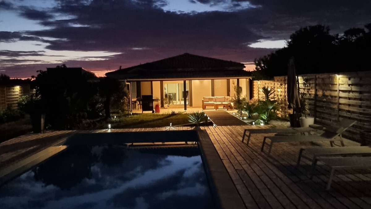 Saint-Denis-de-Pile Villa | Villa Romantique Avec Piscine à 10mn de Pomerol , Libourne et 15mn de St Emilion