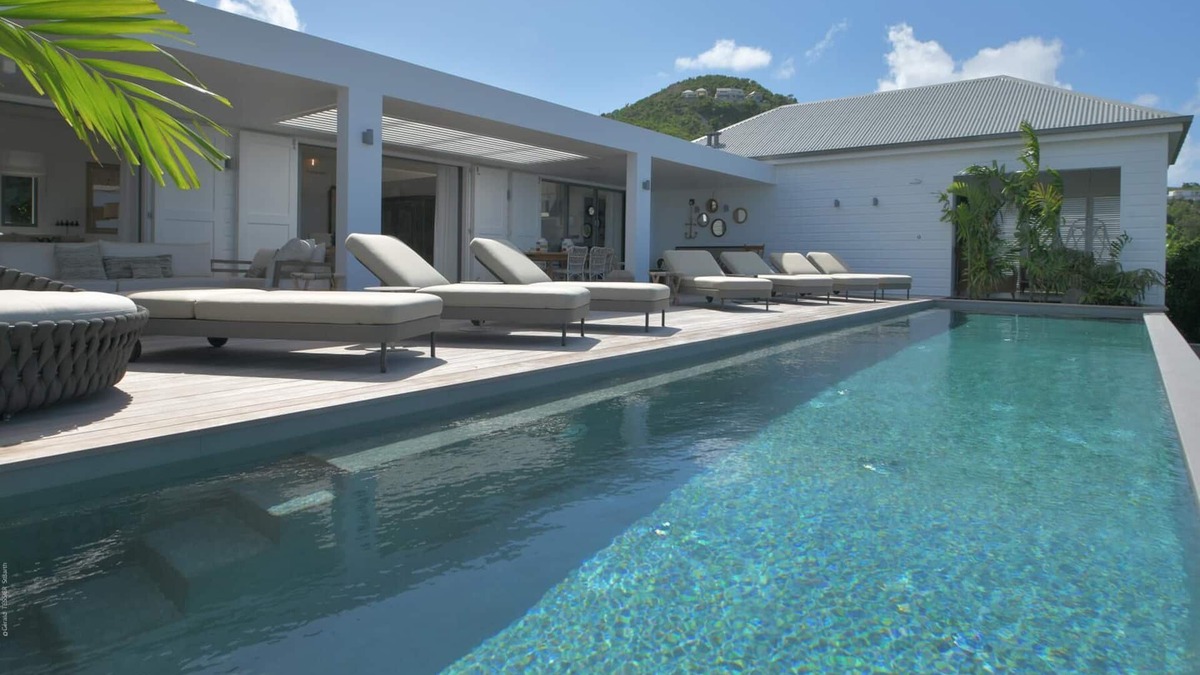 Terre Neuve Villa | Villa Romance in Flamands by Personal Villas - Amazing Ocean Views, Modern Style