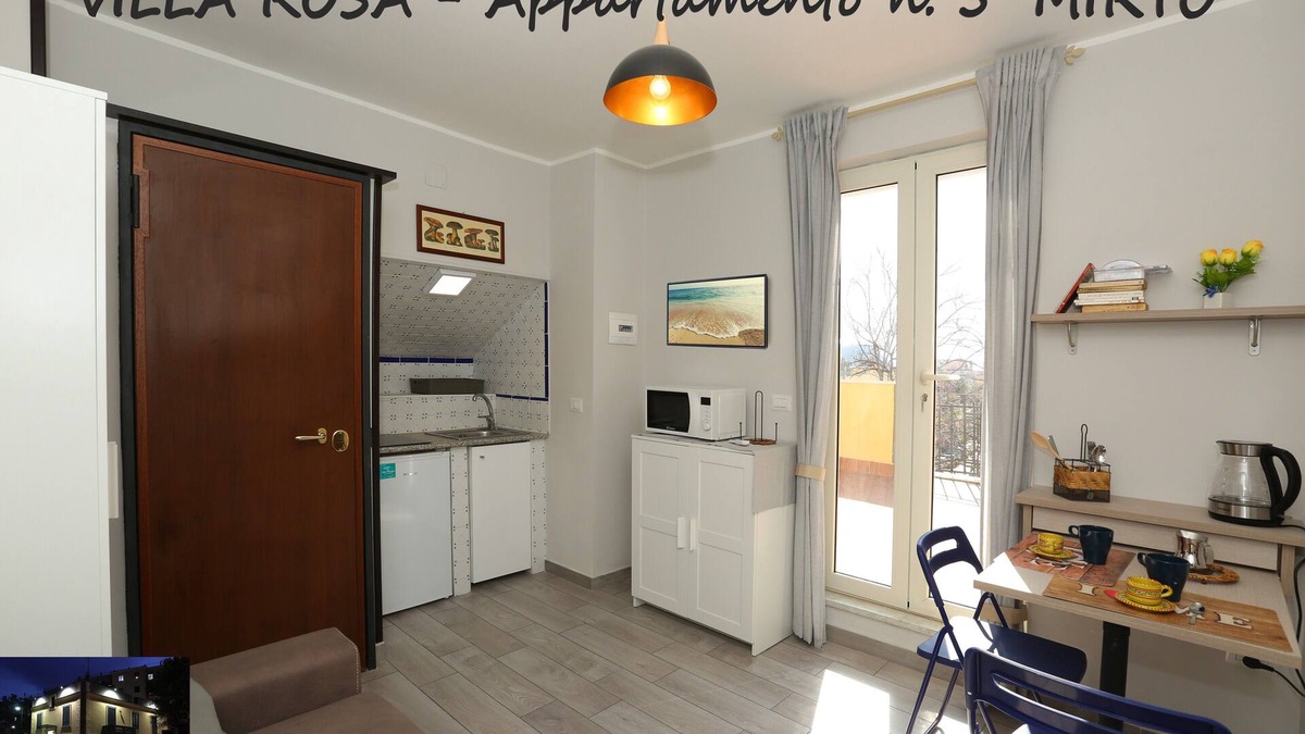 Bagnoli Apartment | VILLA ROSA - Apartment n. 5 "MYRTLE" (2 beds):