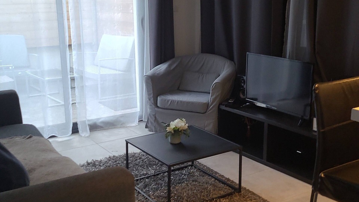 Arcueil Apartment | Villa Rosa