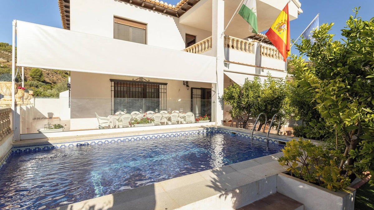 Conchar House | Villa Rural "Parador del Silo" with Mountain View, Pool, Balcony, A/C & Wi-Fi