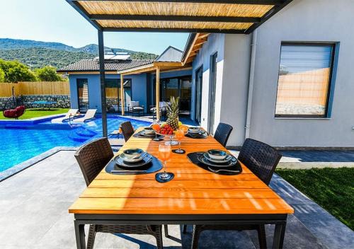 Faralya Villa | Villa Sade 2 / Kalkan