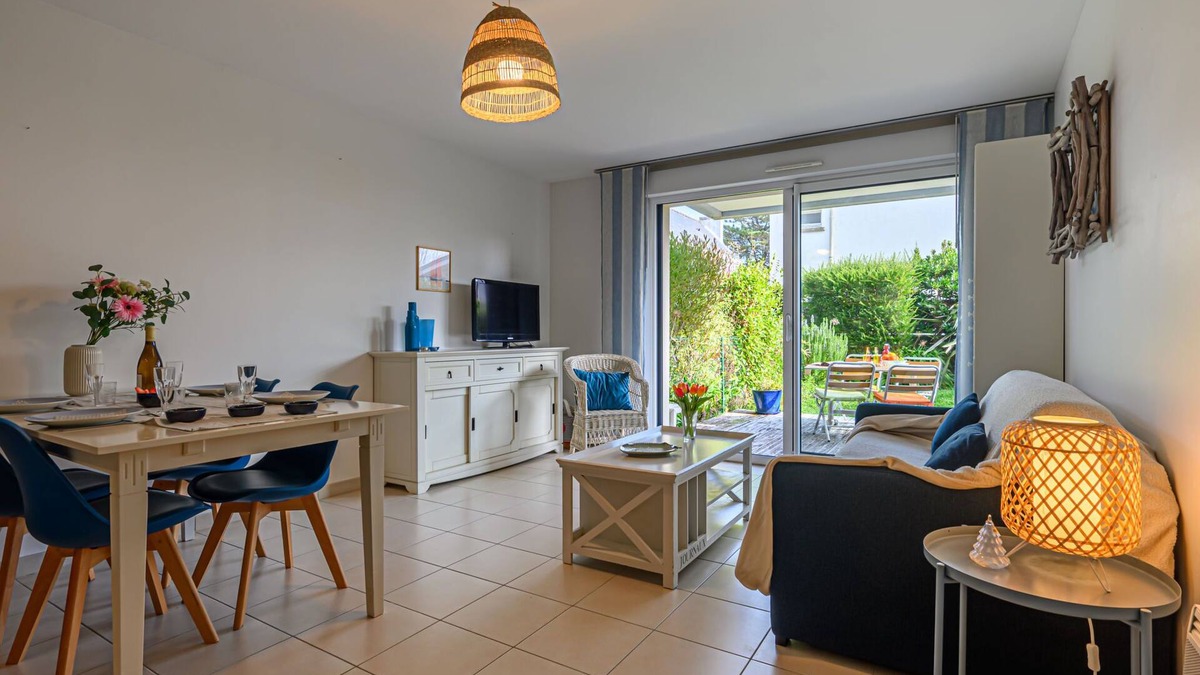 Quiberon Apartment | Villa Saint Julien by Interhome