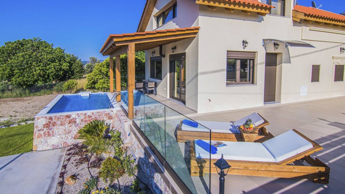 Salakos Villa | Villa Salakos - Three Bedroom Villa, Sleeps 6