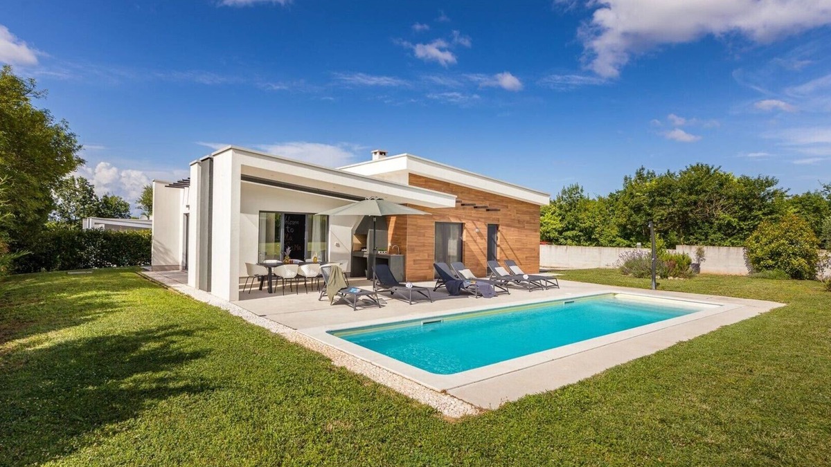 Prkacini Villa | Villa Sama - Beautiful modern built villa with pool in Central Istria