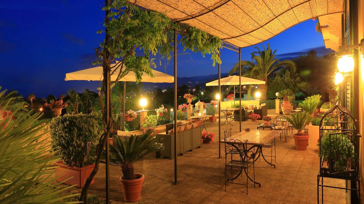 Ganzirri Villa | Villa Scauzzina on the lakes of Ganzirri