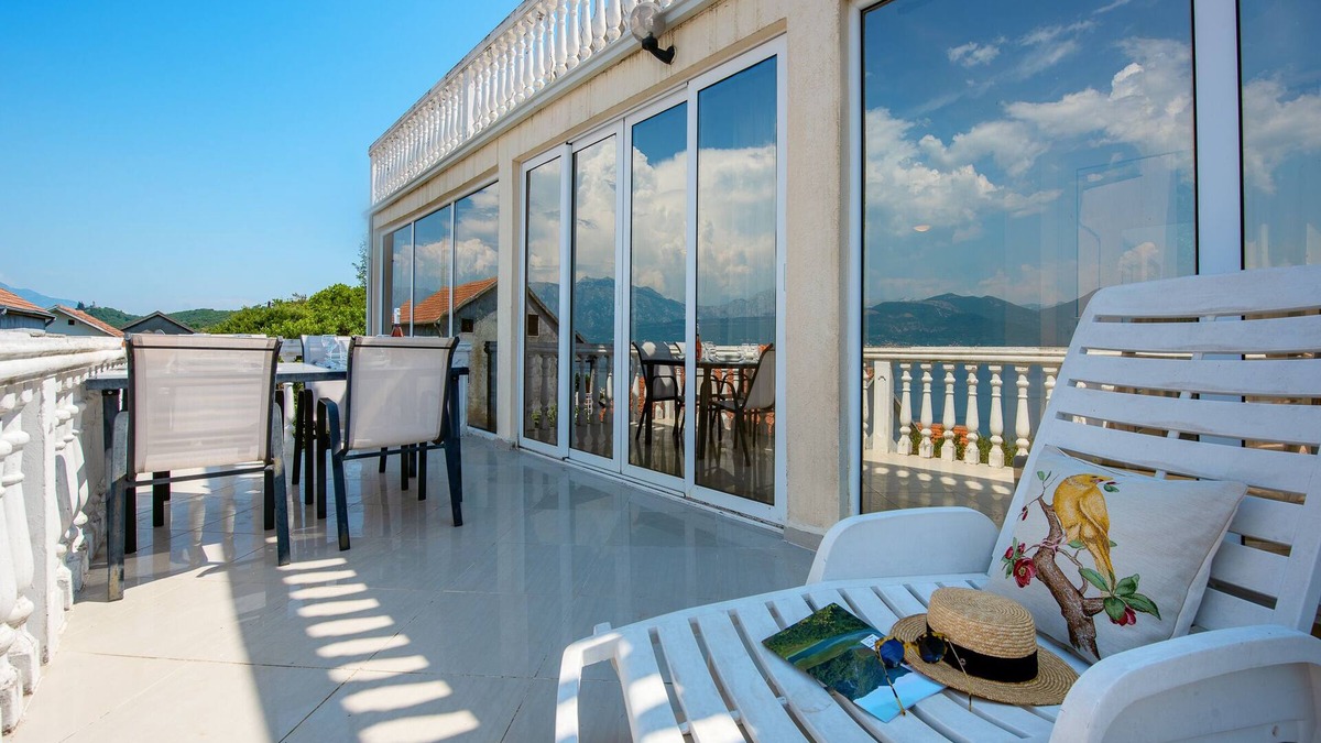 Krasici House | Villa sea view with sauna and pool