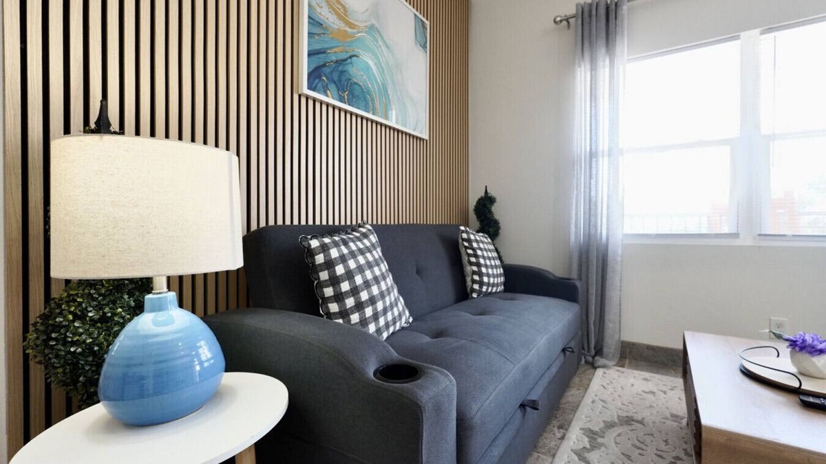 Crescent Beach Villa | Villa Serenō - 2BR Luxe-Hammocks & Beach Bliss