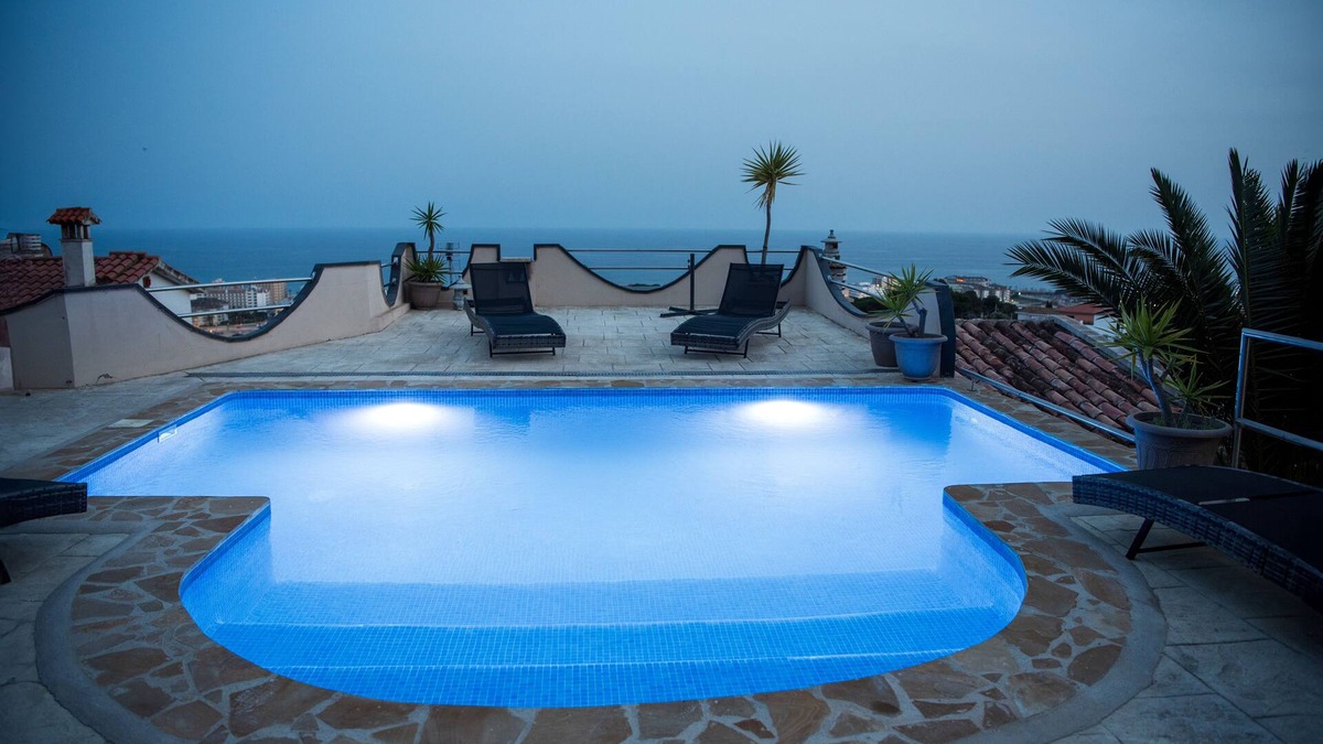 Santa Susanna Villa | Villa Serenity Panoramic Views