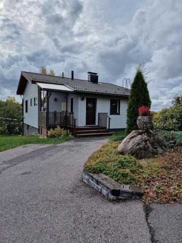 Lohja Villa | Villa Silve, yhden makuuhuoneen omakotitalo.