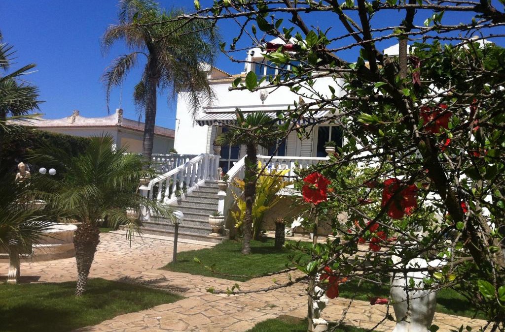 Cava dʼAliga Bed & Breakfast | Villa Sissi