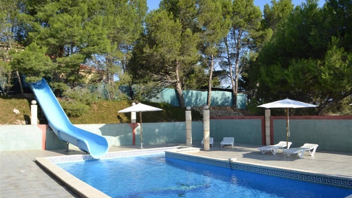 Moussan Villa | Villa, slide, swimming pool, summer kitchen, tennis court, basketball, soaking