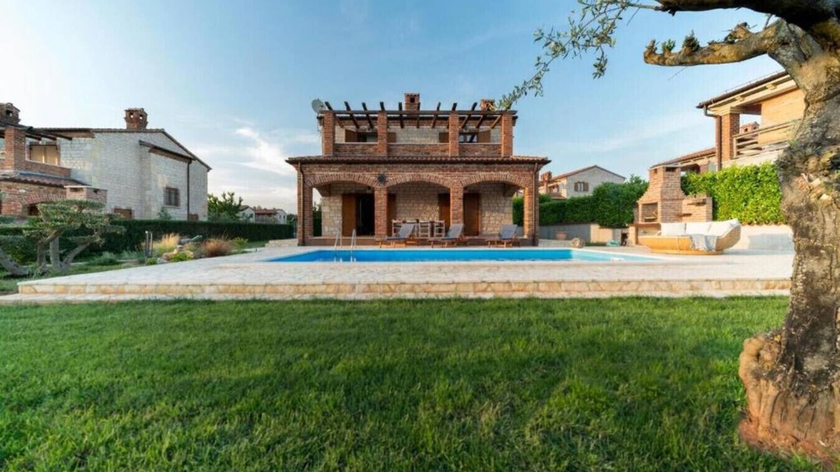 Butkovici Villa | Villa Sole in Central Istria for 10 people with 4 bedrooms and private pool