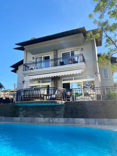 Armutalan Villa | Villa Sophia Marmaris
