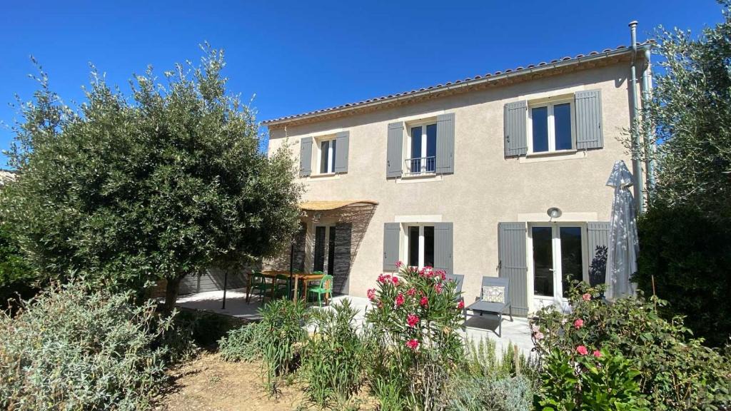 Crestet House | Villa spacieuse avec terrasse et vue Mont Ventoux