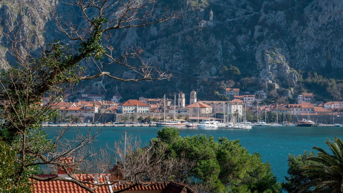 Skaljari Villa | Villa Splendour in the city center with great view and outdoor pool