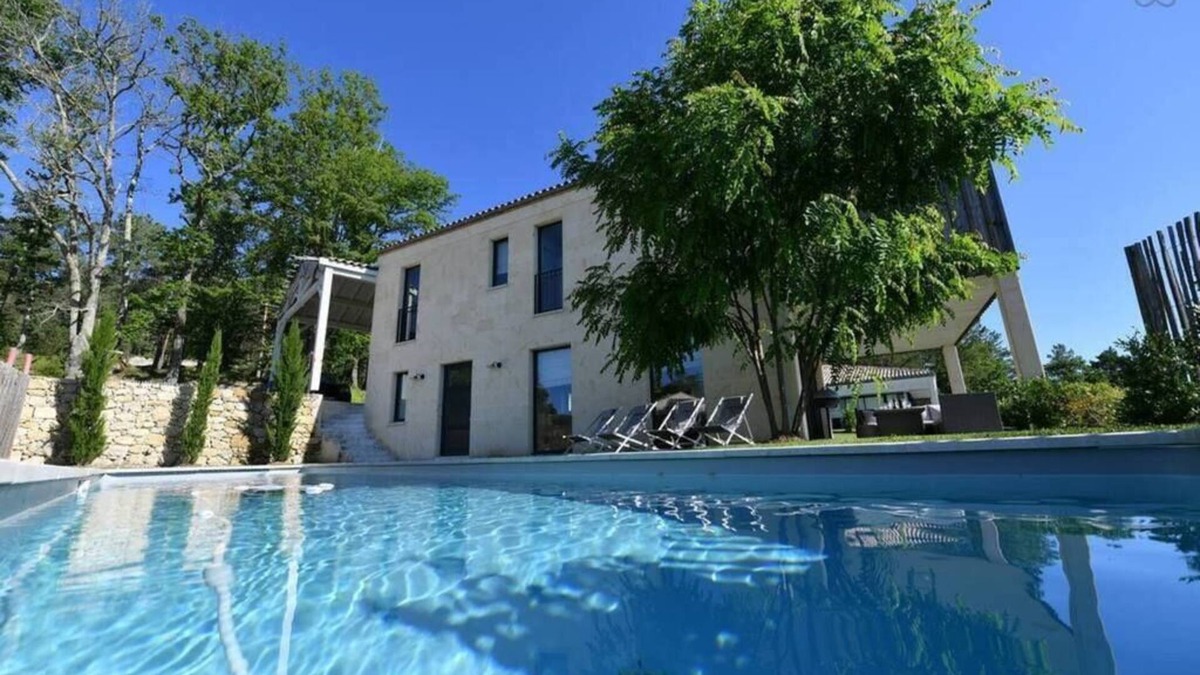 Gardegan-et-Tourtirac House | Villa St Andrews on the Golf with AC