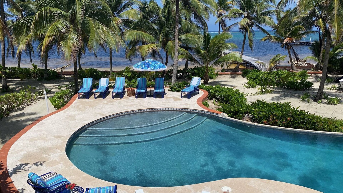 San Pedro Villa | Villa Stella Di Mare - Luxurious Beachfront Villa Newly Renovated GOLD STANDARD