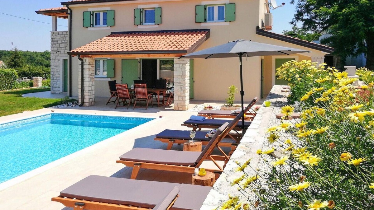 Radini House | Villa Stella Juricani