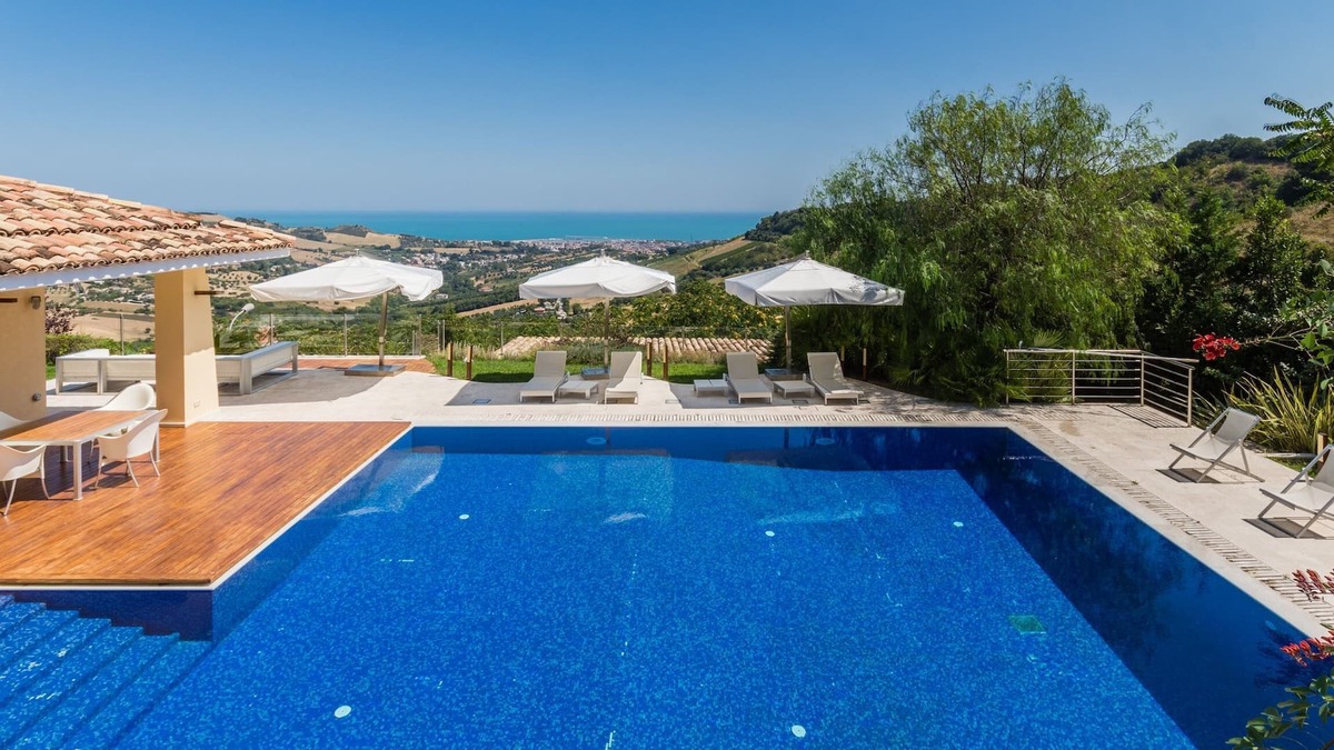 Acquaviva Picena Villa | Villa Stella with sea view and wellness area in the south of Marche,10 minutes from the Adriatic sea