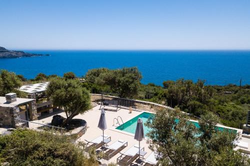 Agios Vasileios Villa | Villa Stone Thromila