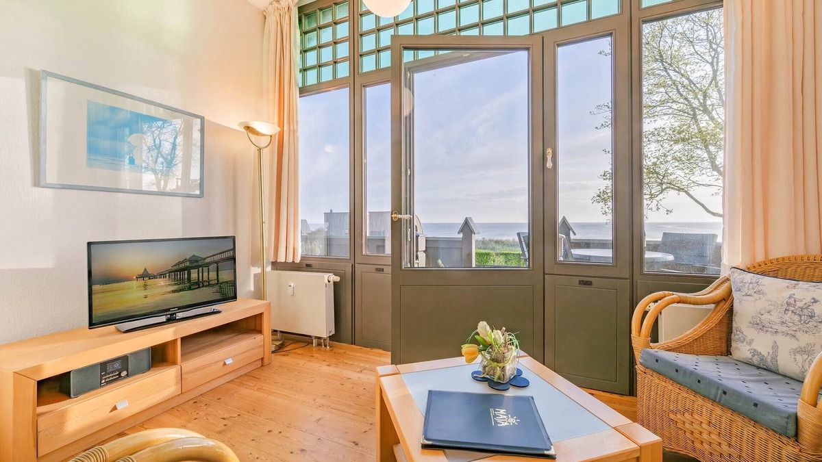 Seebad Bansin Apartment | Villa Strandklause 01 - directly on the promenade