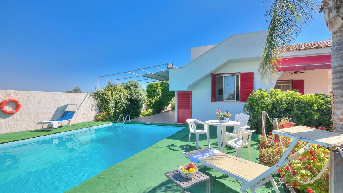 Torre Squillace Villa | Villa Strea with pool, Porto Cesareo, Italy