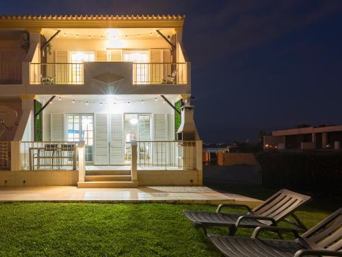 Vale de Carro House | Villa Summertime - Private Jacuzzi and bikes, beach 800m