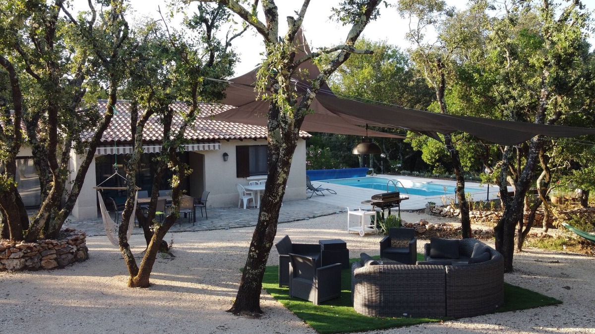 Mejannes-le-Clap Villa | Villa sur 3 000m²