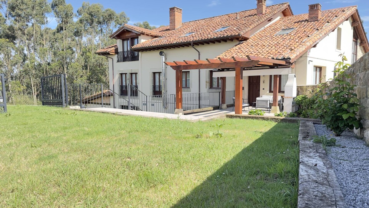 Lamadrid Ski Chalet | Villa surrounded by nature near the beaches