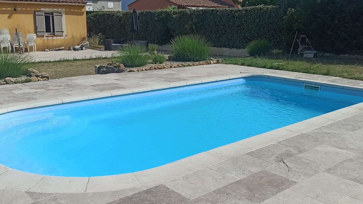Charleval House | VILLA + SWIMMING POOL exclusive