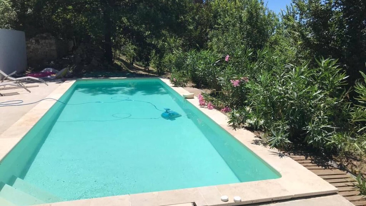 Forcalquier Villa | Villa swimming pool in a natural setting 10 min walk from the old town view Luberon