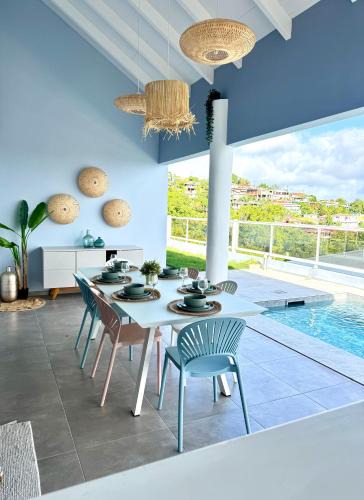 La Colline Villa | Villa Téloam- Charmante villa avec piscine et vue mer