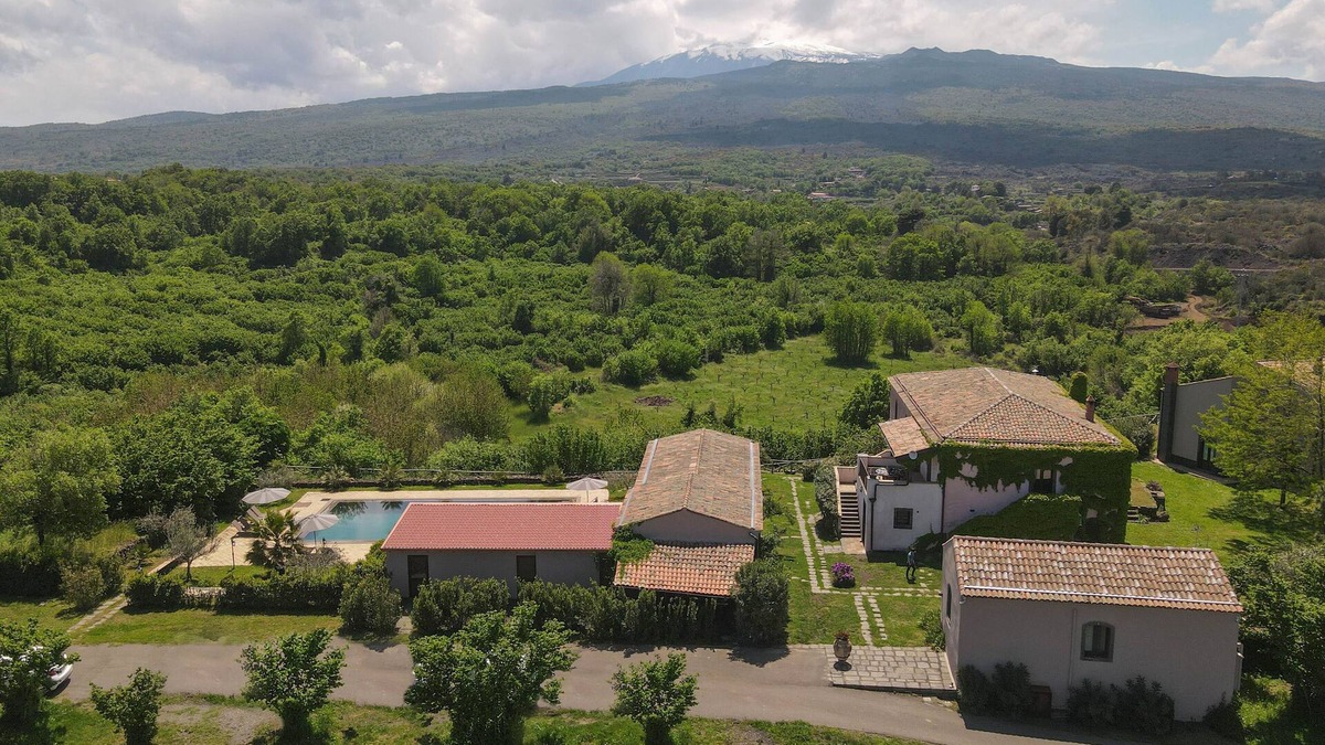 Rovittello Villa | Villa Terre Normanne 16, Emma Villas