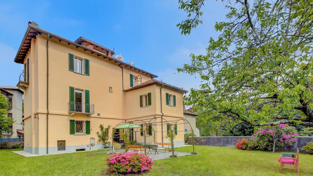 Brovello-Carpugnino Villa | Villa Tagini 10 minutes from Stresa, Brovello Carpugnino, Italy