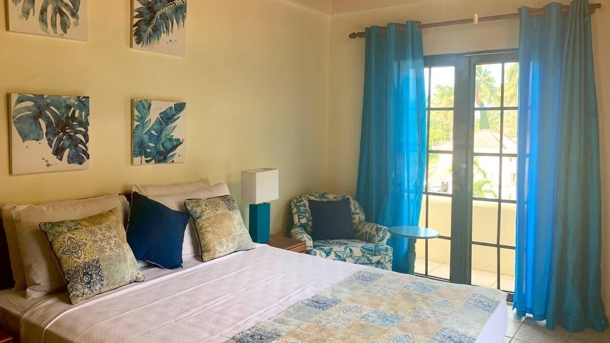 Bethel Villa | Villa Teak- On Mt Irvine Golf Course