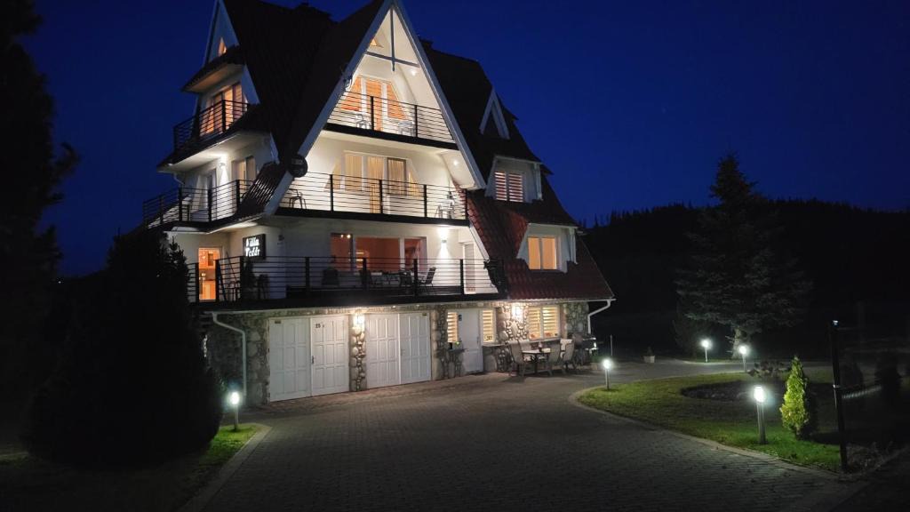 Poronin House | Villa Teddy Zakopane Murzasichle-Tatras Mountains Entire house to yourself in a quiet neighborhood