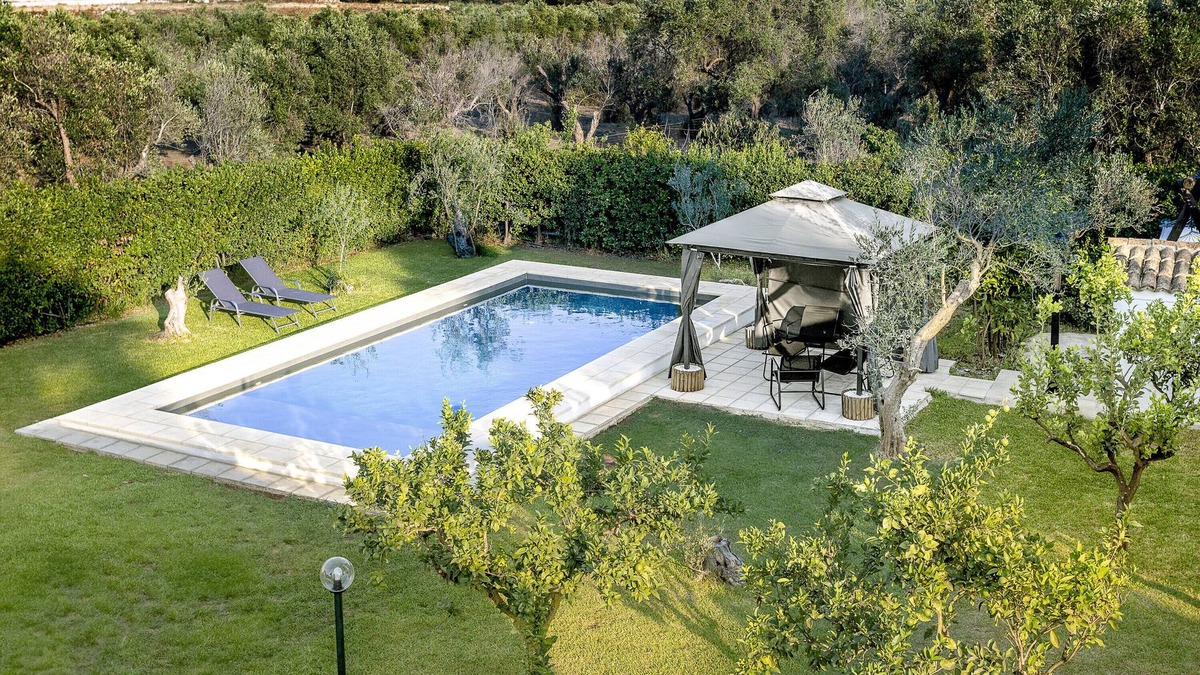 Muro Leccese Villa | Villa "Tenuta Concamarau" with Private Pool, 2 Private Terraces & Wi-Fi