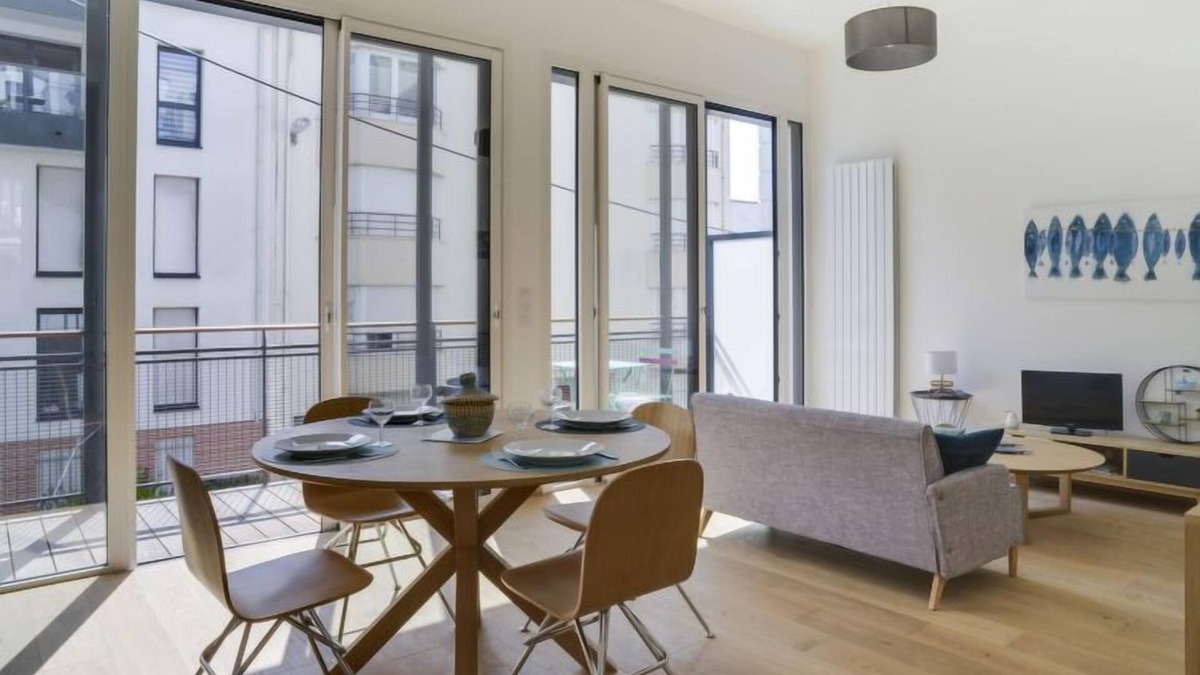 Courtoisville-Sillon-Moka Apartment | Villa Terre neuve by Interhome