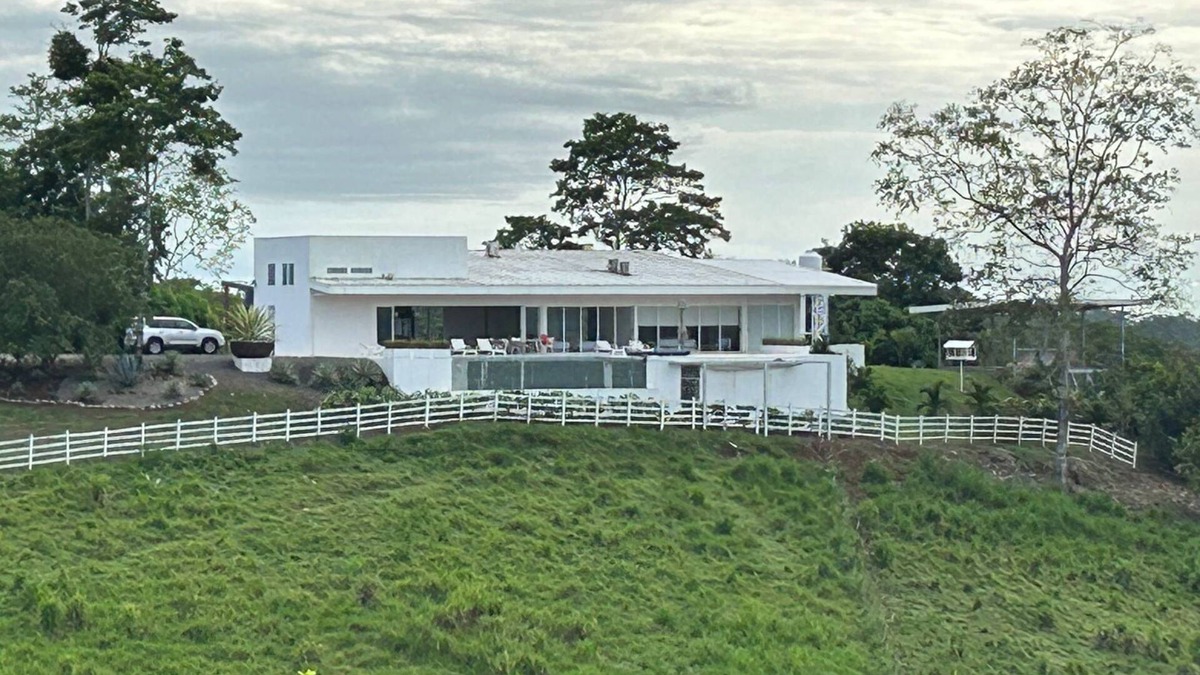 Barrio Pilo Villa | Villa The Daughter of the Moon Fortuna Arenal Area: Amazing views; luxury stay