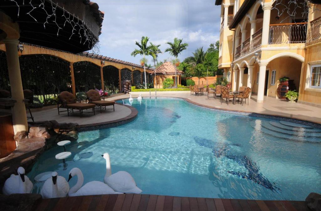 IronShore Estates Villa | Villa Tianna