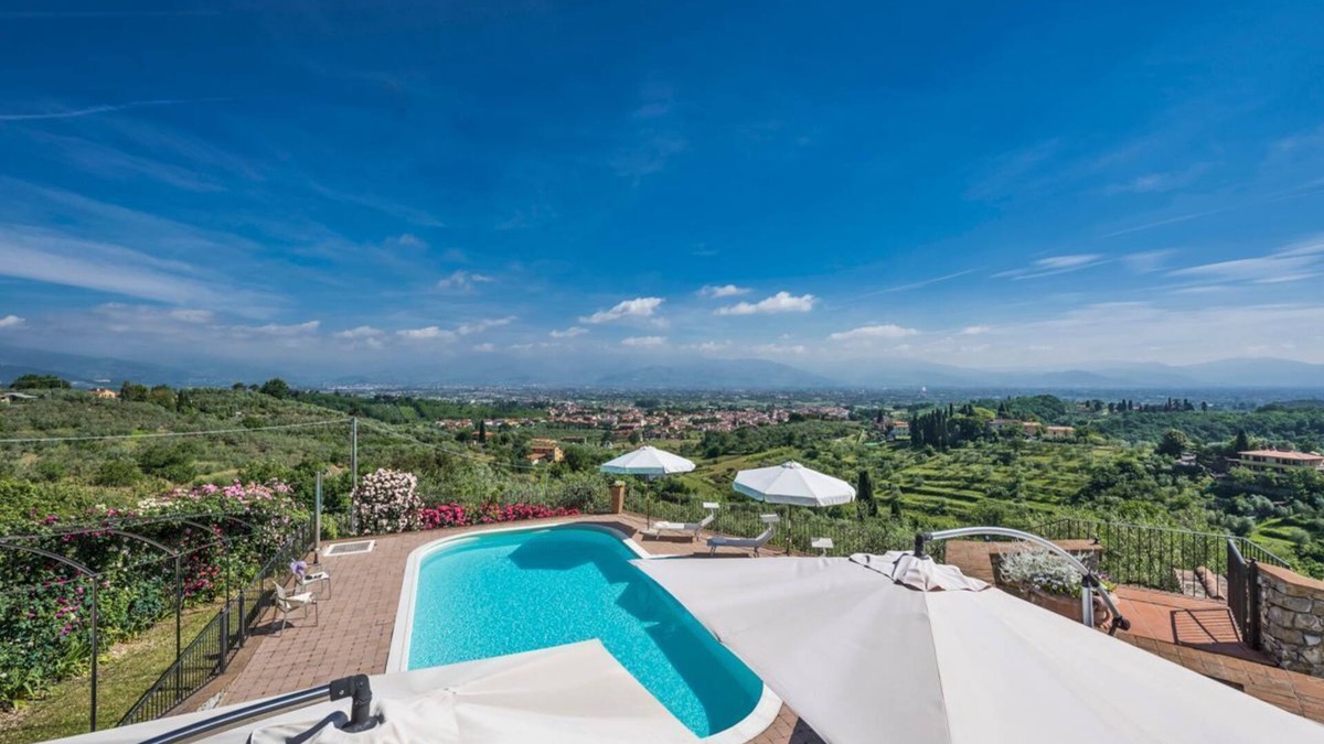 Casalguidi Villa | Villa Topazio - Seven Bedroom Villa, Sleeps 14