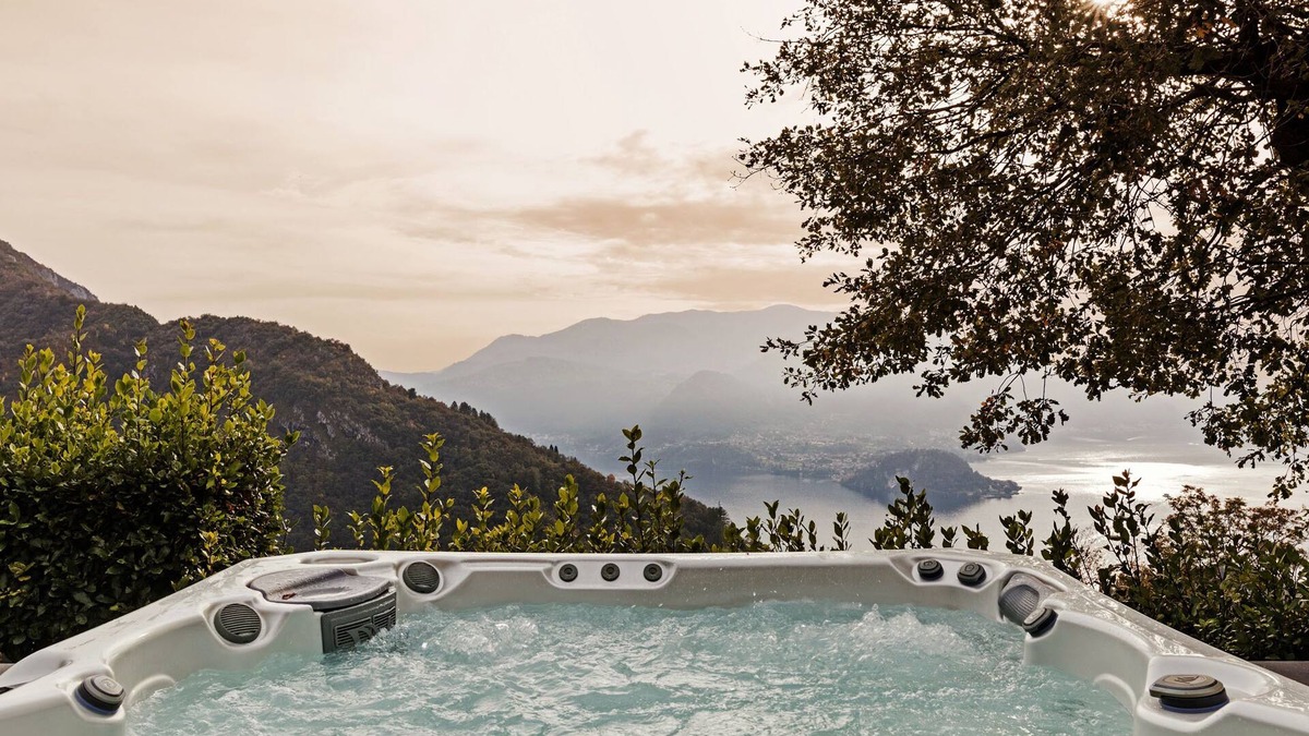 Perledo Villa | VILLA TORRE PERLEDO, DESIGN ON LAKE COMO