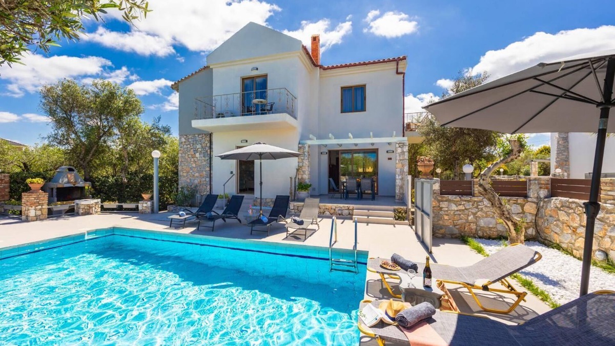Tavronitis Villa | Villa Tzina - Three Bedroom Villa, Sleeps 6