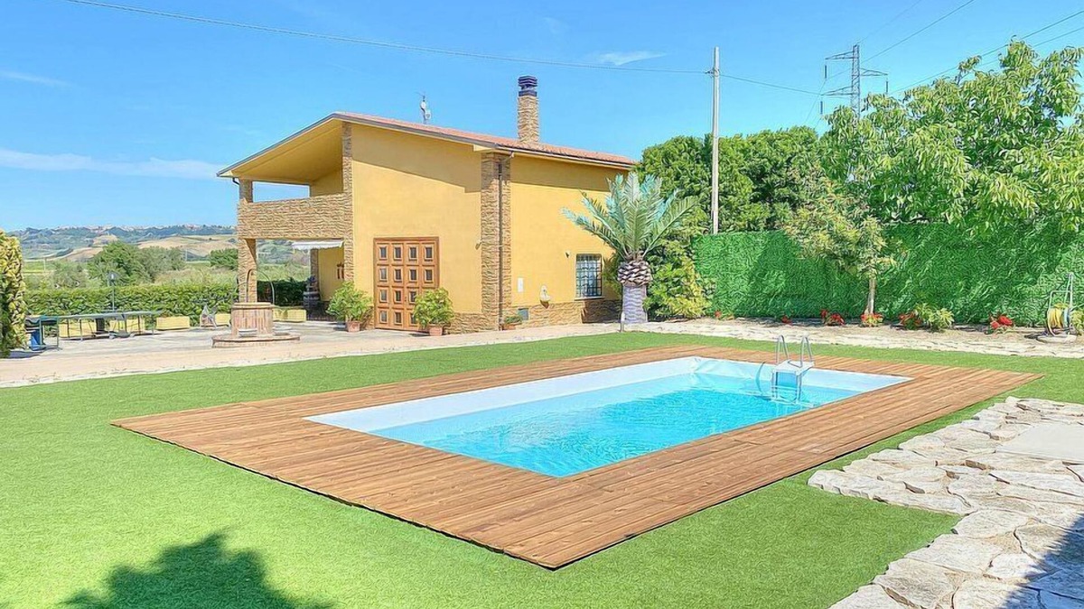 Petacciato Villa | Villa Valente: A welcoming villa situated in the heart of the Molisan countryside, with Free WI-FI.