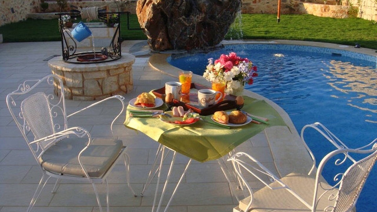 Skotino Villa | Villa Valentine Is Ideal For Romantic Couples And Honeymooners