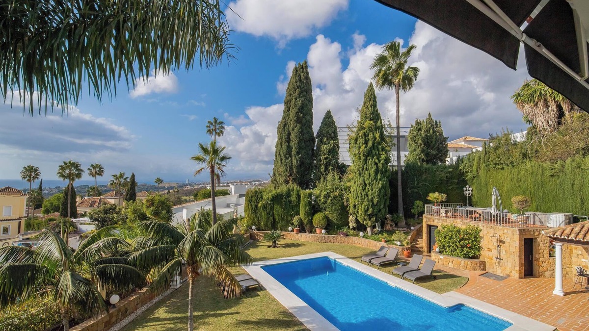 Urbanizacion el Rosario Villa | Villa 'Valle De Flores' with Sea View, Wi-Fi and Air Conditioning