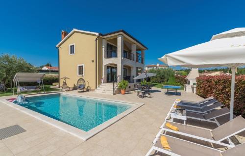 Montizana Villa | Villa Vanesa with Private Pool nearby Porec